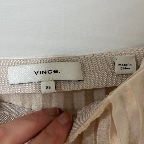 Vince Square-neck Pleated Camisole In Pale Alder Size Extra Small - Picture 2 of 4